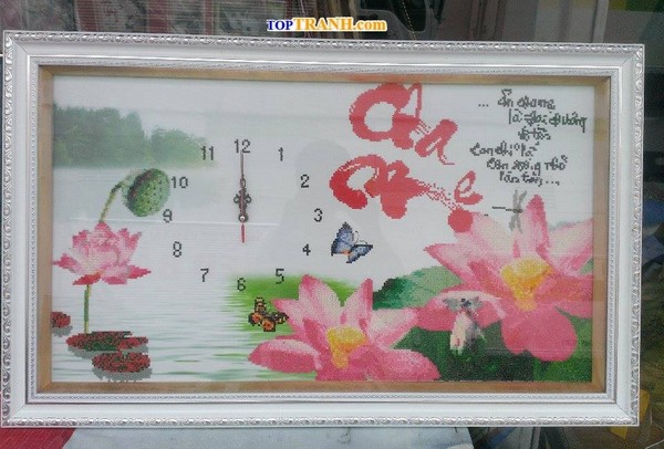 tranh thêu chữ thập đồng hồ cha mẹ hoa sen